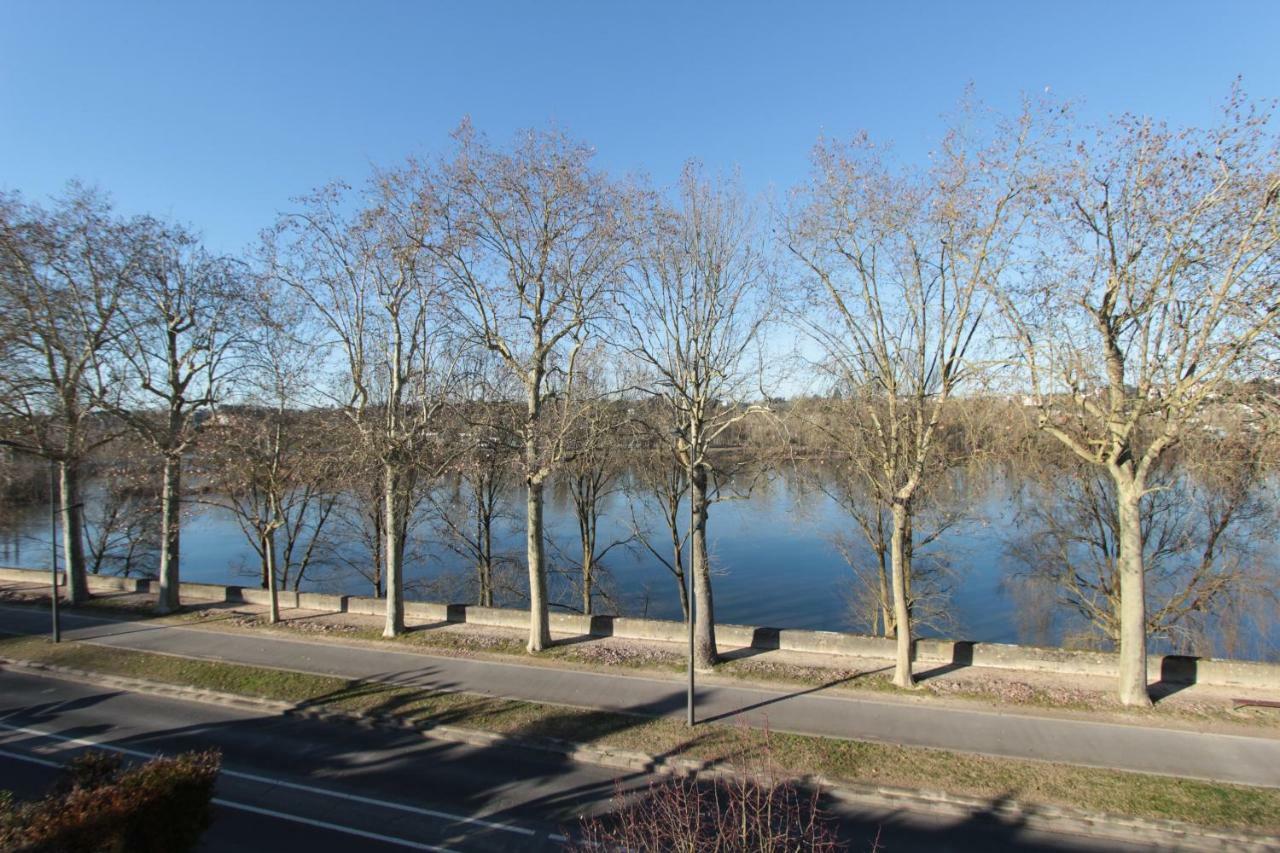 Loire Terrasse Apartment Тур Екстериор снимка